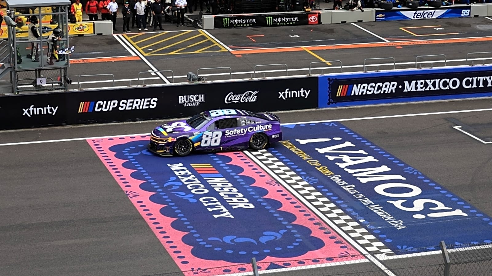 Kyle Petty shouts NASCAR vs. F1 hot take following Mexico City race