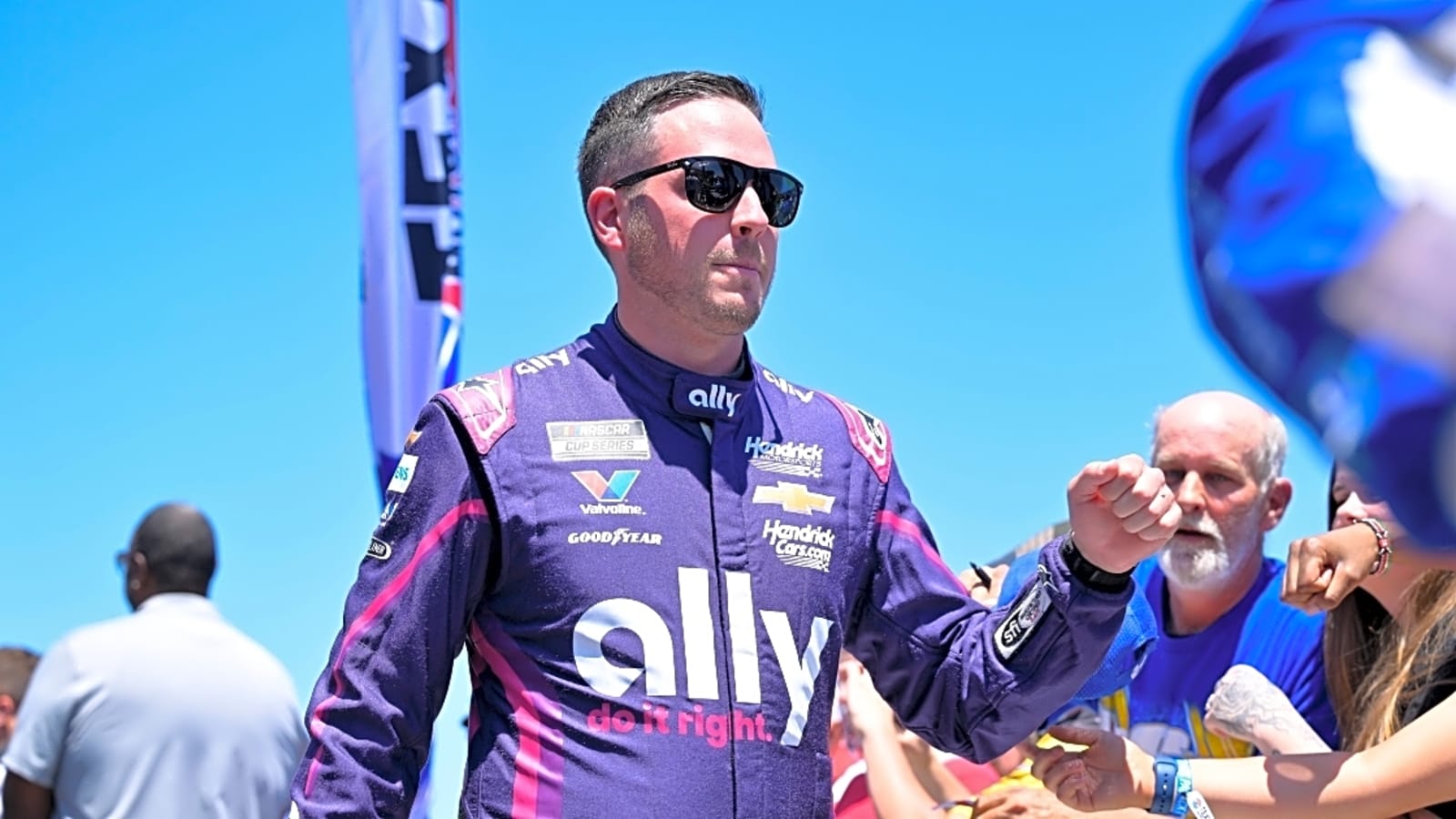 Alex Bowman injury update: Hendrick Motorsports reveals status for Mexico City after scary Michigan wreck