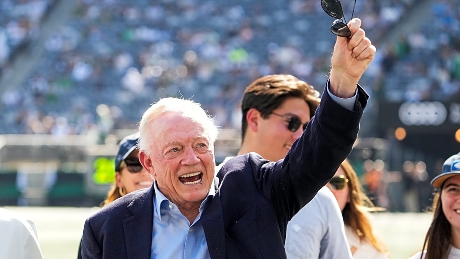 Stephen A. Smith commends Jerry Jones for investing in Dak Prescott, predicts Cowboys to make playoffs