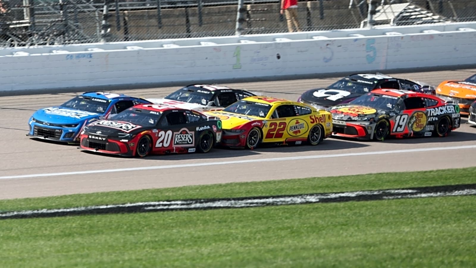 NASCAR insider reveals ‘insane’ stat in wake of massive wreck at Atlanta
