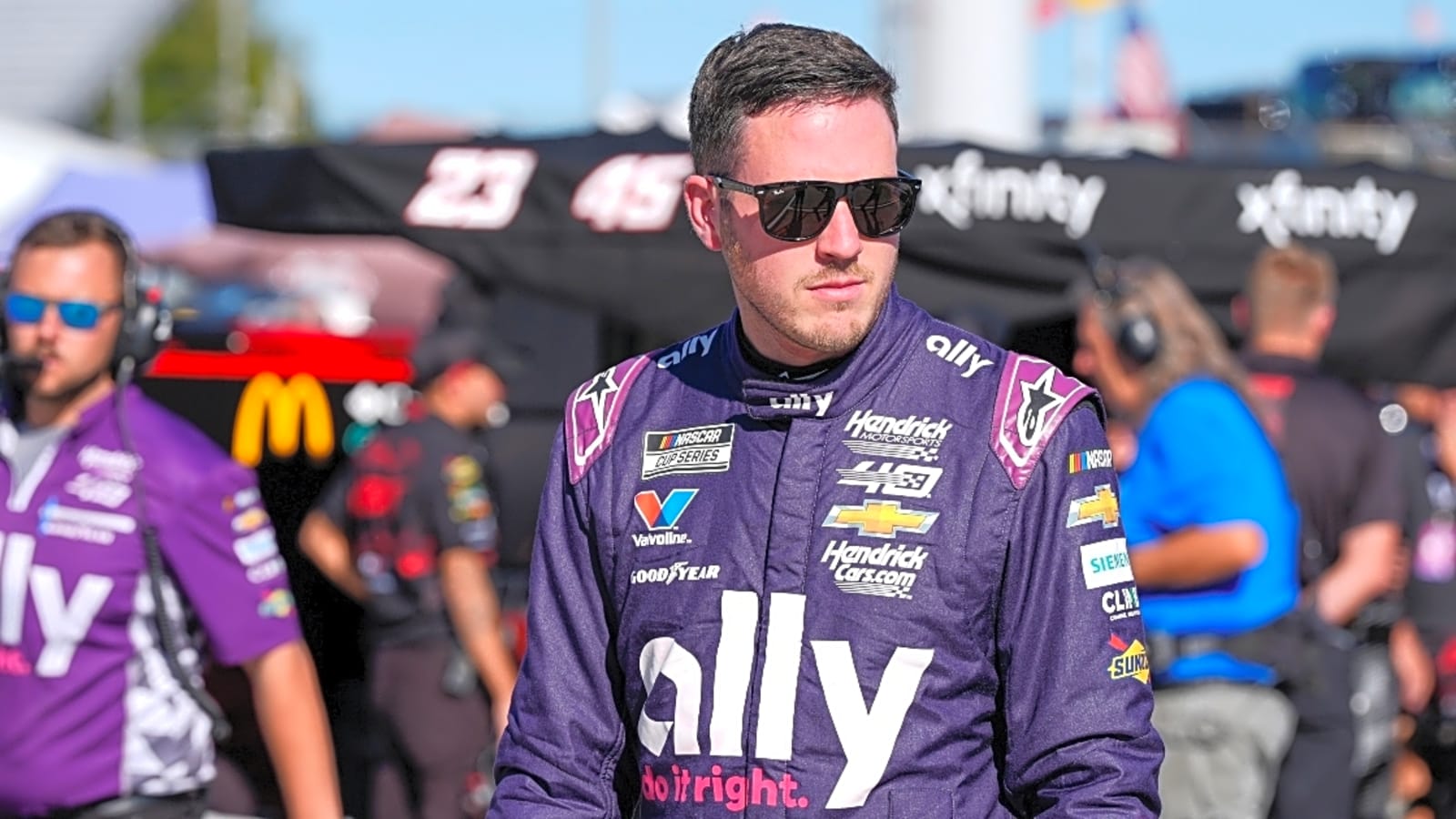 Kevin Harvick sounds the alarm on Alex Bowman No. 48 team after Austin Dillon win