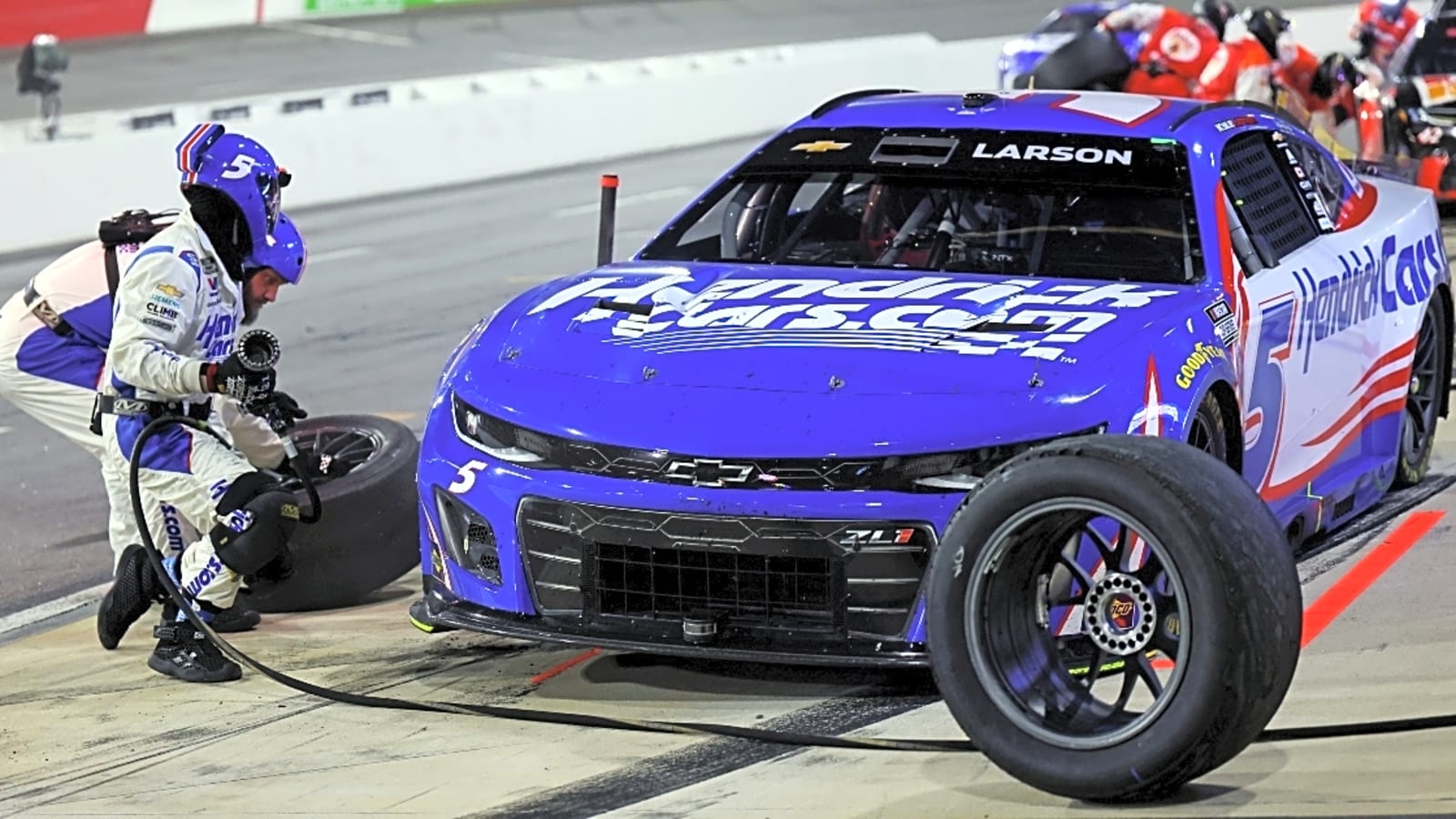 NASCAR horsepower debate: Manufacturers pushing investment into consumer V8 engines