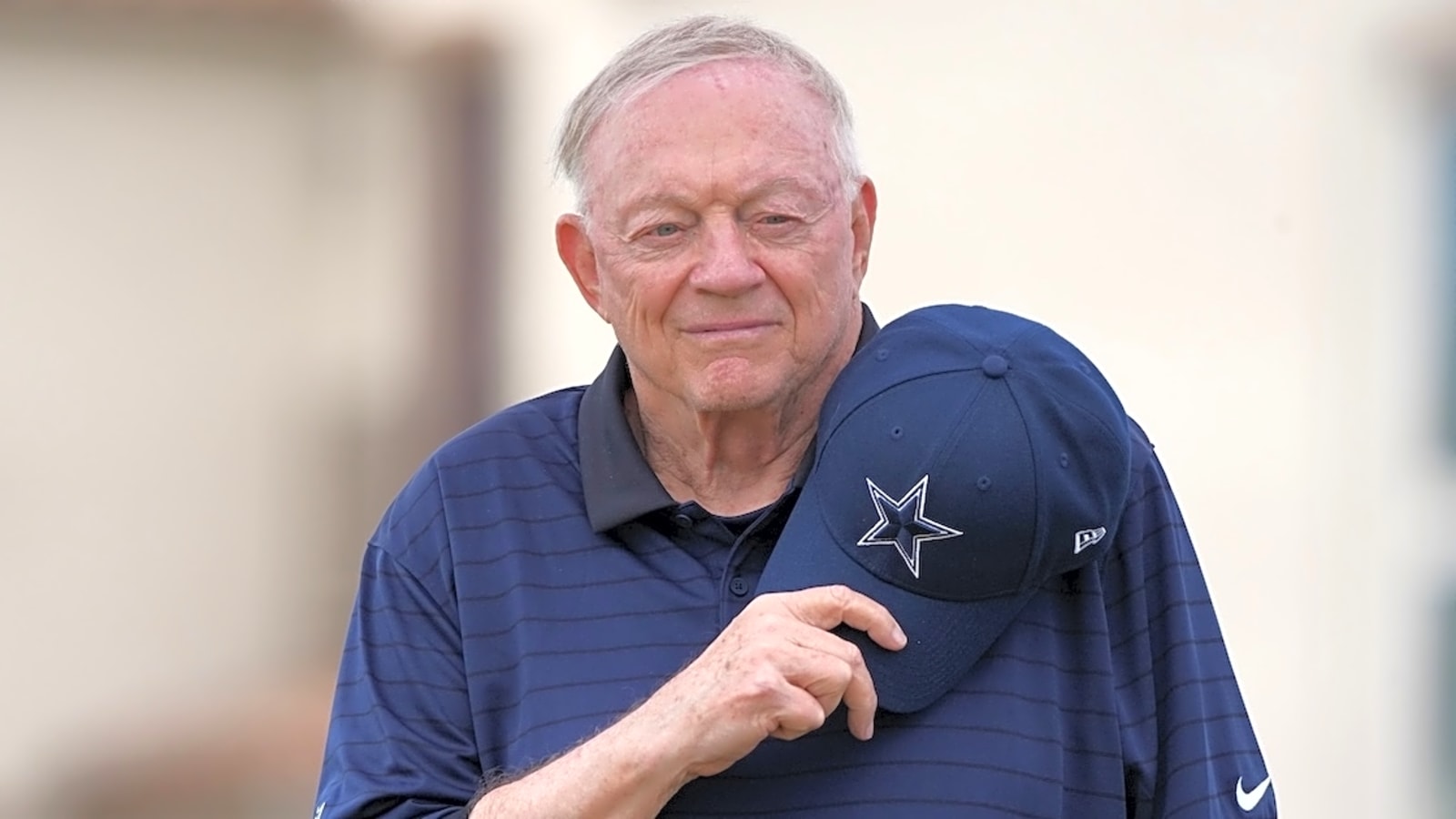 Jerry Jones reveals battle with stage four cancer, ‘miracle’ cure