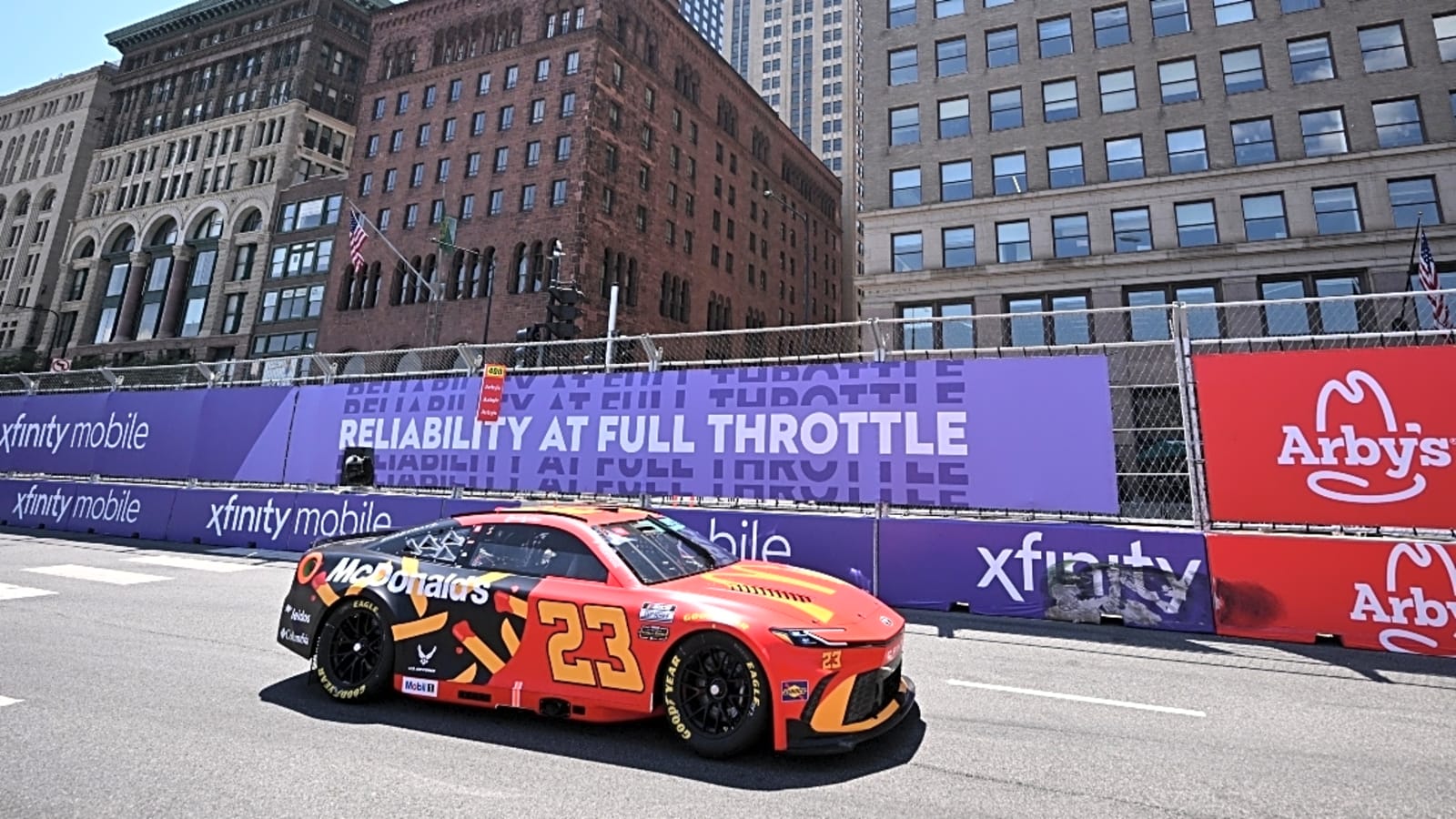 Kyle Larson ‘dive bomb’ sends Bubba Wallace spinning during Chicago Street Race