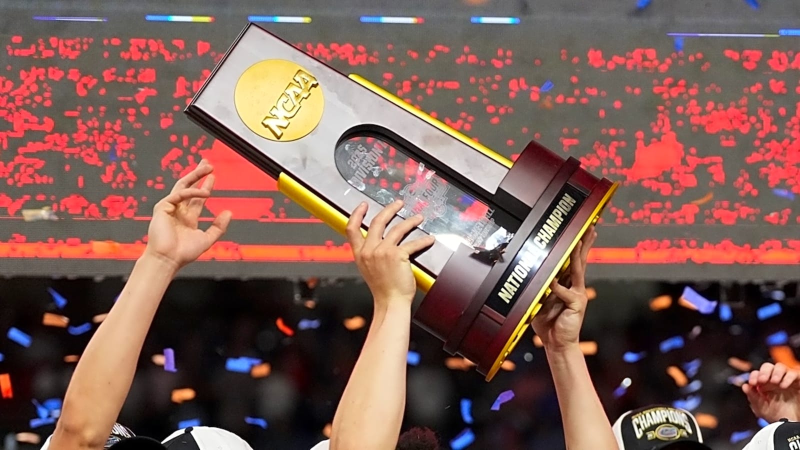 National Title Odds: Ranking Top 25 betting favorites after Week 13 of college basketball