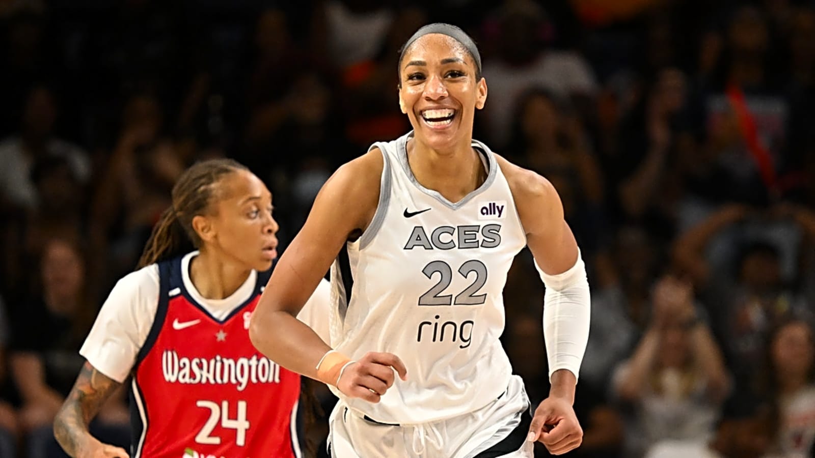 A’ja Wilson trolls Paige Bueckers on FaceTime after South Carolina beats UConn in Final Four