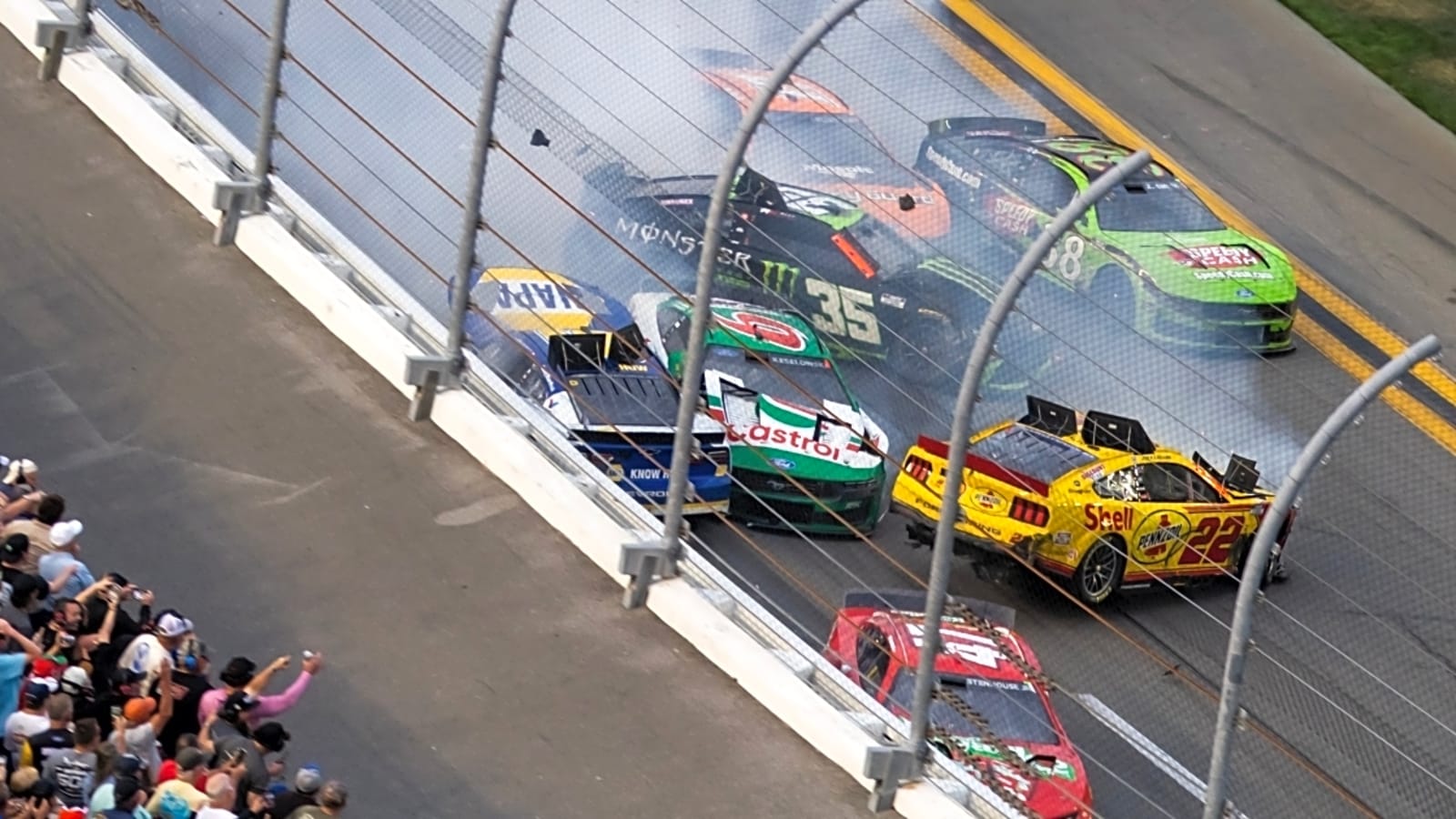 NASCAR insider wants answers after Riley Herbst-Brad Keselowski Daytona 500 wreck, call out