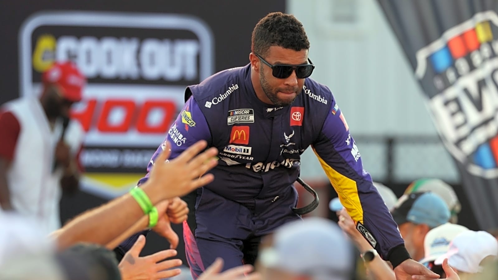 Freddie Kraft reacts to Bubba Wallace speed, losing wheel on pit road at Richmond
