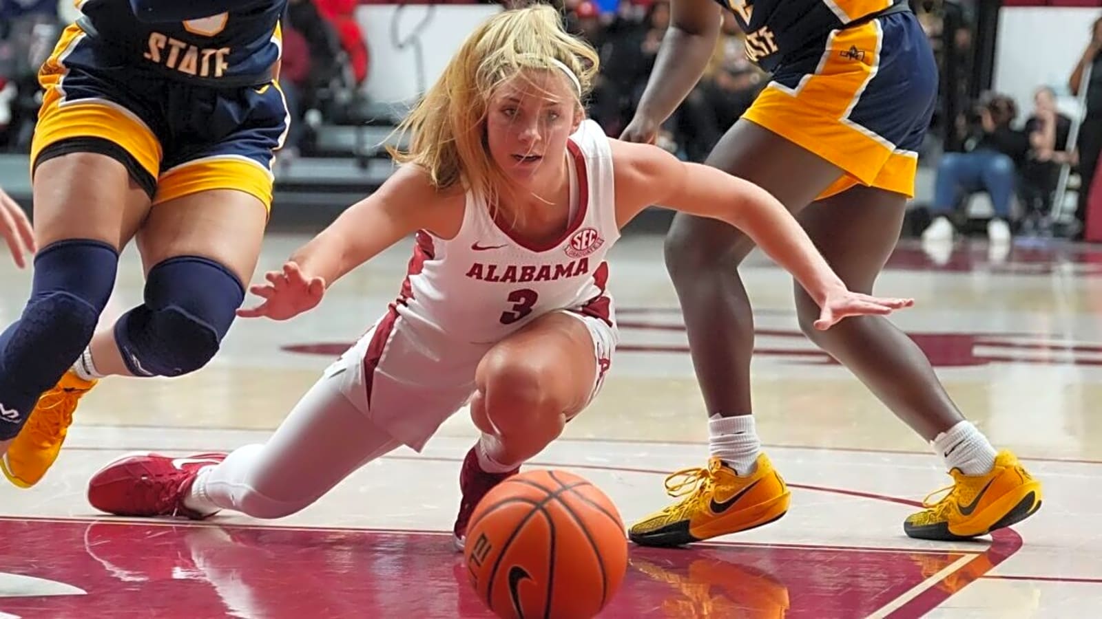 Los Angeles Sparks select Sarah Ashlee Barker with No. 9 overall overall pick in 2025 NBA Draft
