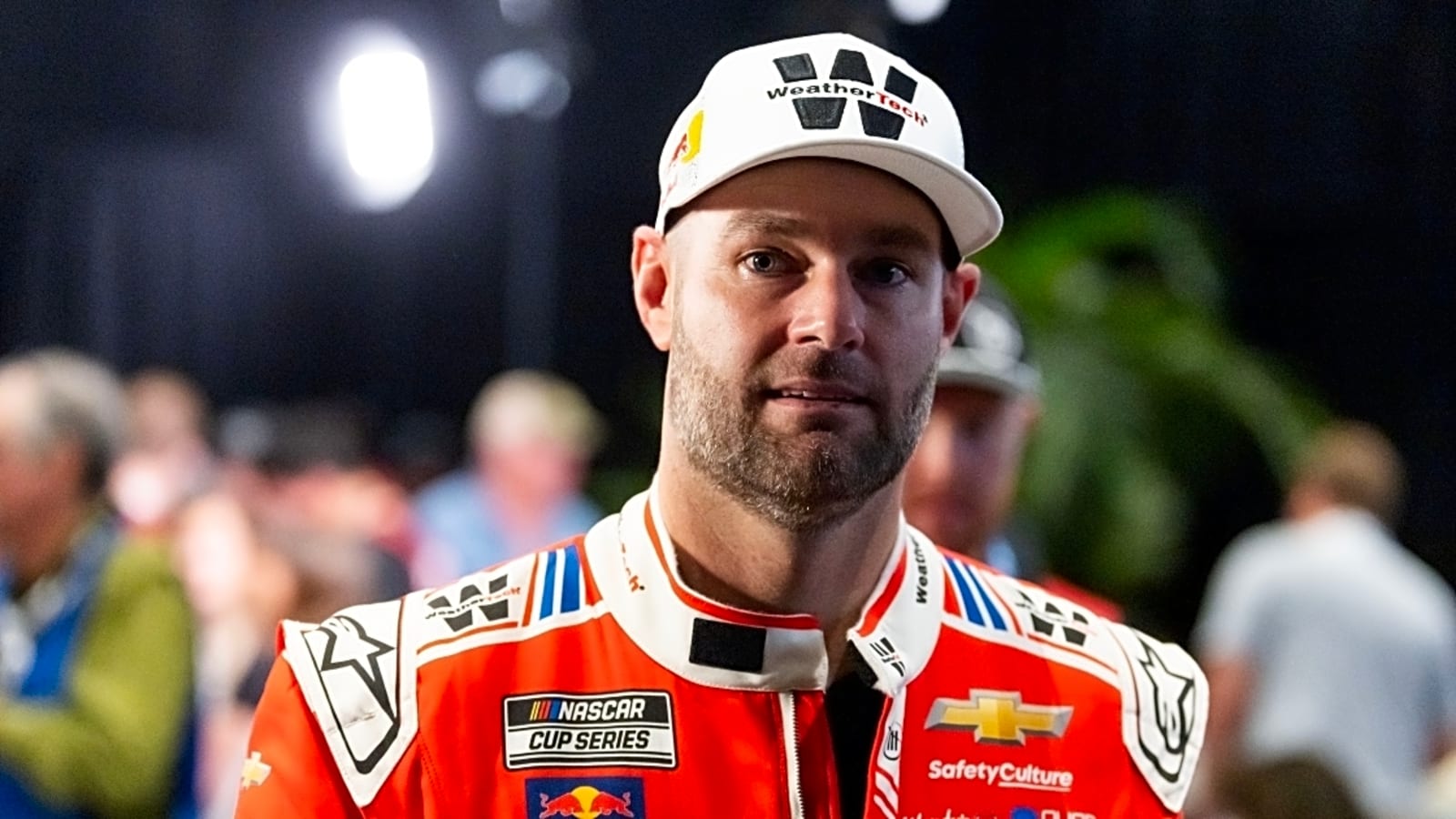 Shane van Gisbergen provides injury update on tire changer after Pocono incident