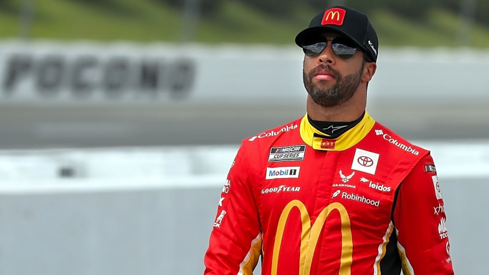 Denny Hamlin reacts to Kyle Larson spinning out Bubba Wallace with ‘dive bomb’ at Chicago
