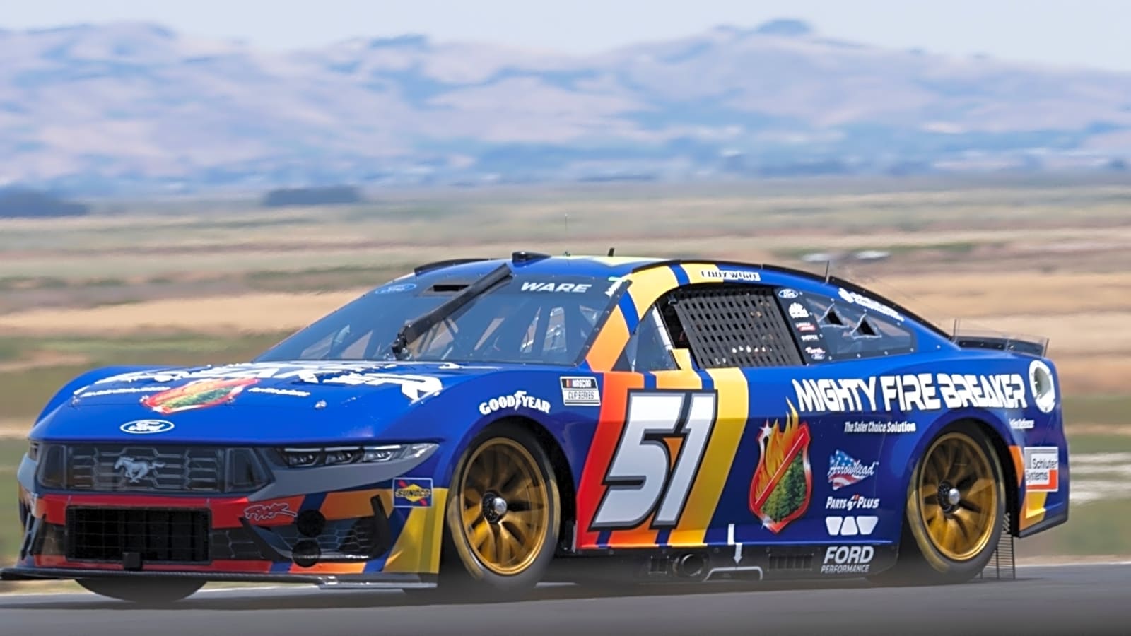 Cody Ware loses wheel late at Sonoma, sets up late-race restart