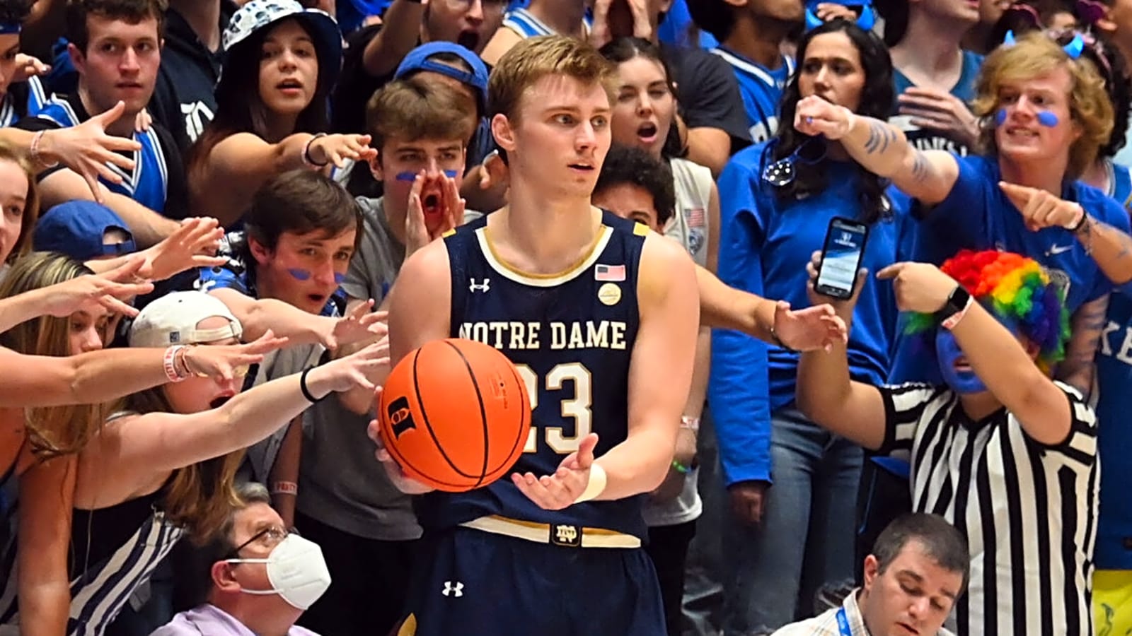 Nuggets sign, waive Dane Gooodwin