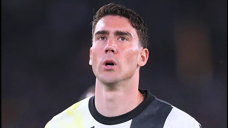Striker hailed as ‘better than Osimhen’ keen to join Man Utd; Talks ongoing with INEOS