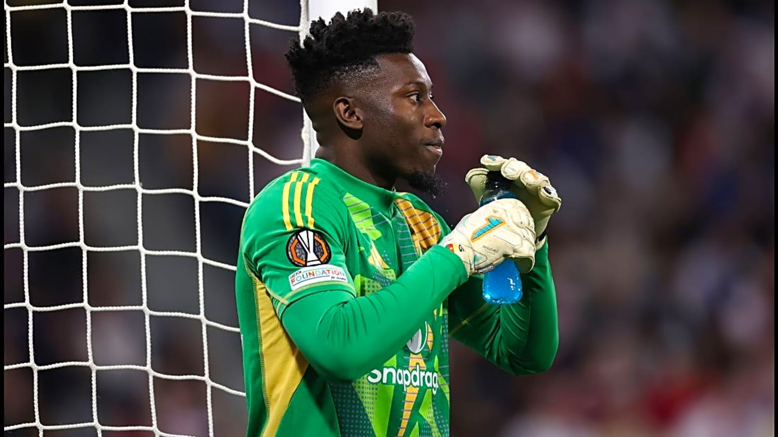 Sources: Turkish club submits offer for unwanted Man United star