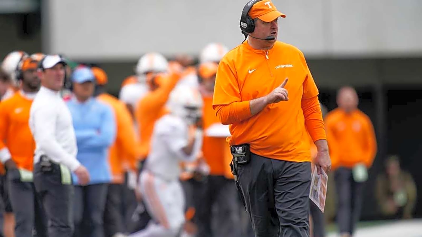 Tennessee Gets News From Highly Touted Quarterback on Tuesday