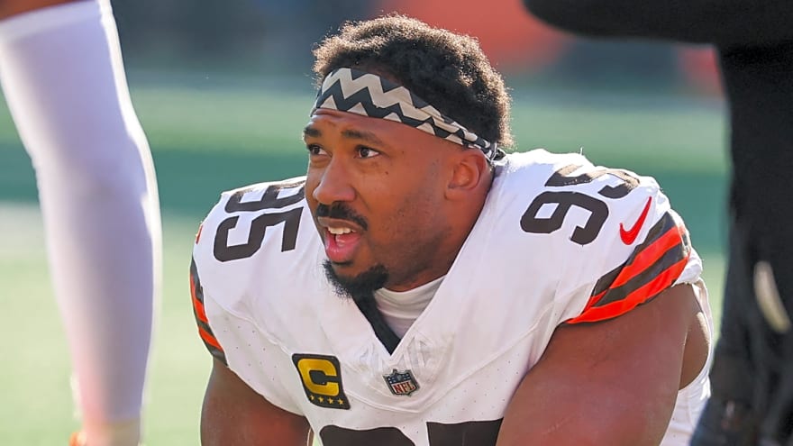 Garrett's social media post adds more fuel to Donald comeback rumors