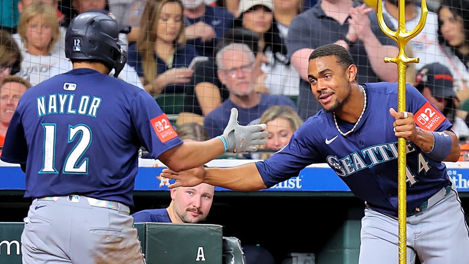 Mariners trio joins rare company in win over Astros