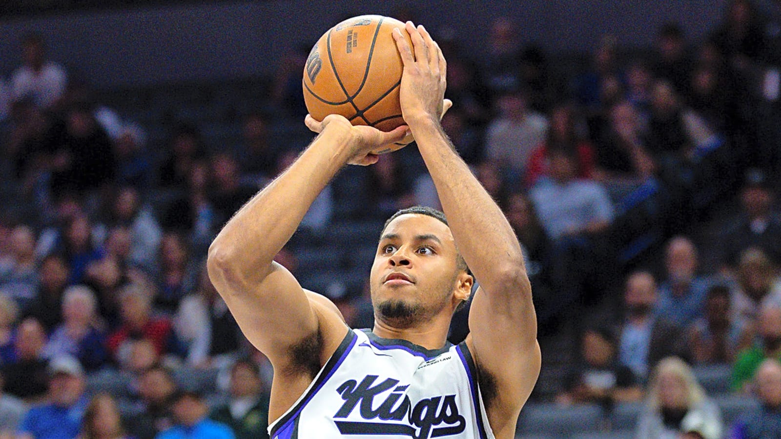 Kings’ Keegan Murray exits Friday’s game with thumb injury