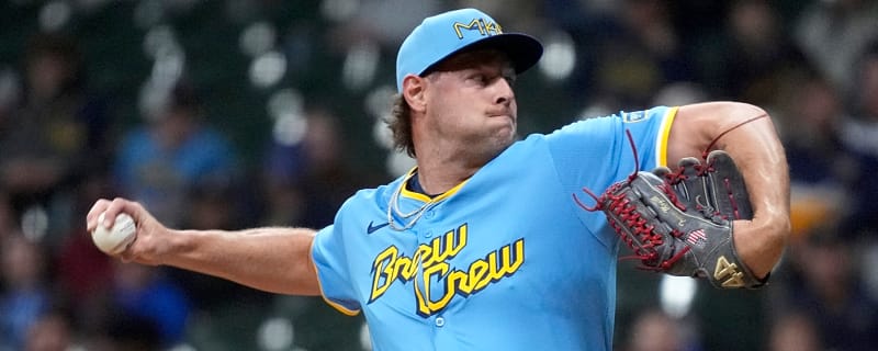 Brewers right-hander undergoes MRI on knee, seeking second opinion