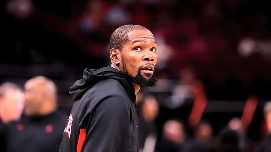 Kevin Durant to Miss Return to Phoenix as He Tends to Family Matter: Report