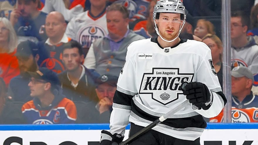 Kings sign Taylor Ward to two-year contract extension