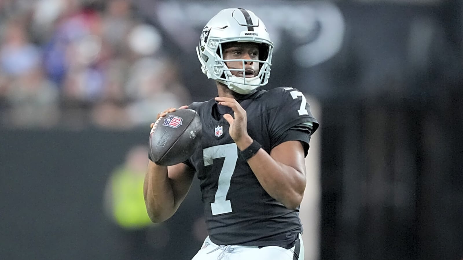 Coaches and Teammates Laud Geno Smith as True Leader