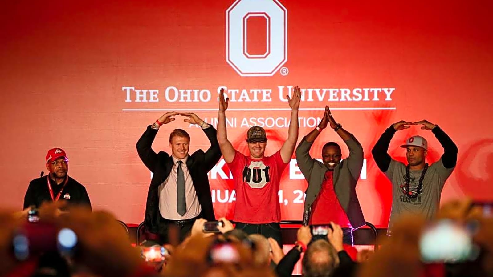 'It's the brotherhood': Nick Mangold's former Ohio State teammate shares touching notes from Jim Tressel on late-Buckeyes star