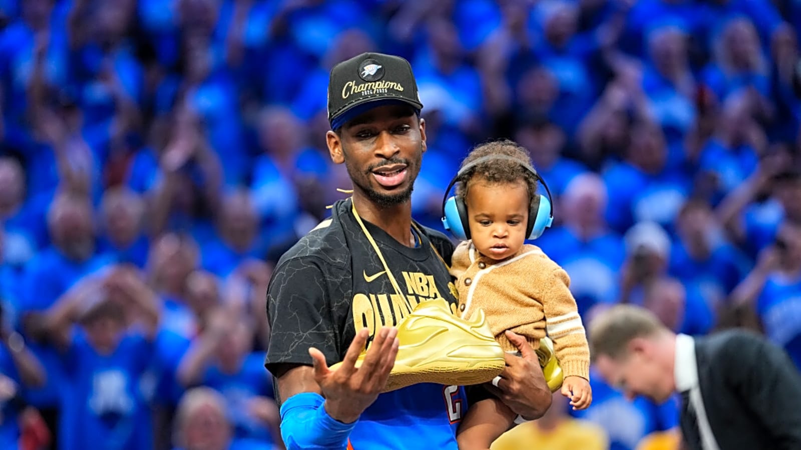 Shai Gilgeous-Alexander Praised for What He Said About Tyrese Haliburton After NBA Finals