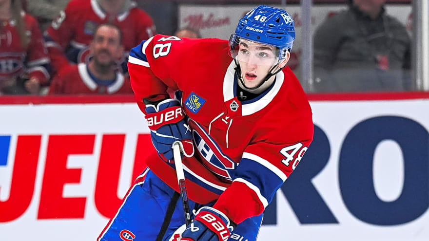 Insider gives update on Lane Hutson's future with Canadiens