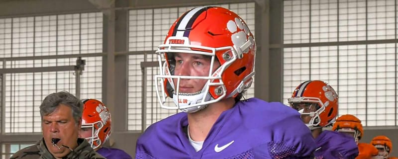 Clemson's Klubnik gets major recognition heading into season