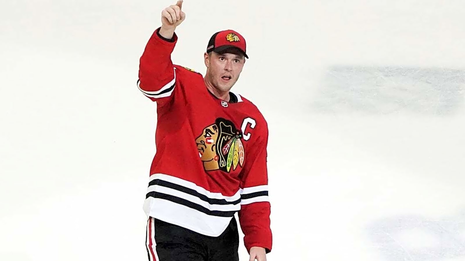 Jonathan Toews to Sign With Winnipeg Jets