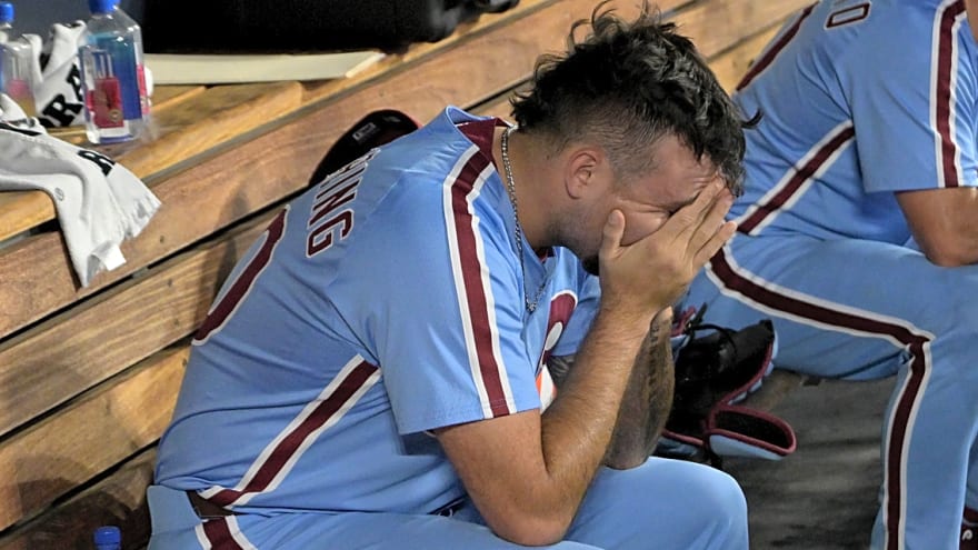 Phillies eliminated from NLDS with crushing walk-off error
