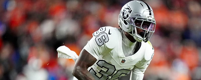Raiders’ promising young corner avoids worst-case scenario after getting carted off