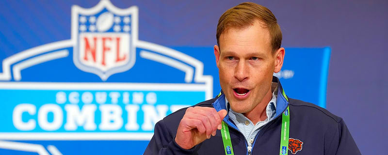 Bears’ Ben Johnson trolls United Center fans with shirt fakeout