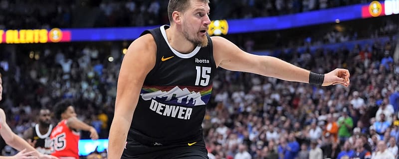 Nuggets are now 0-3 in clutch games after Bulls disaster. What’s up with that?