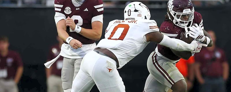 Texas’s Anthony Hill Jr. broke bone in hand during Georgia loss
