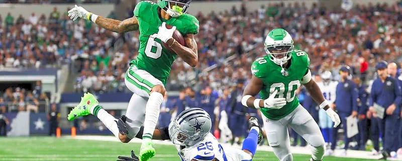 DeVonta Smith practice sighting brings positive Eagles injury update