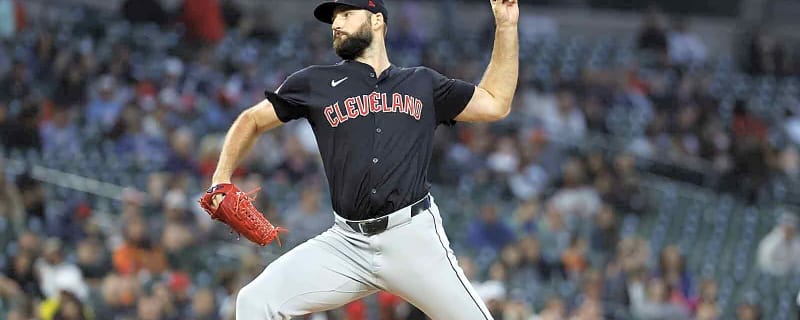 Giants agree to $1.4 million contract with ex-Guardians reliever