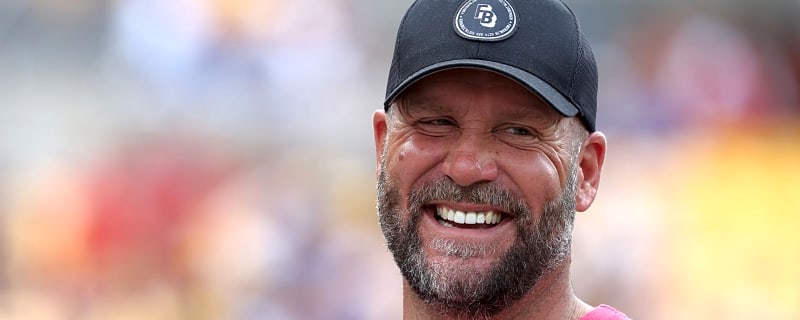 Steelers Legend Ben Roethlisberger Questions Aaron Rodgers' Critical Decision