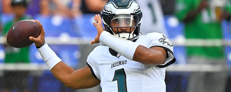 Eagles’ sick training camp video puts you right in Jalen Hurts’ helmet