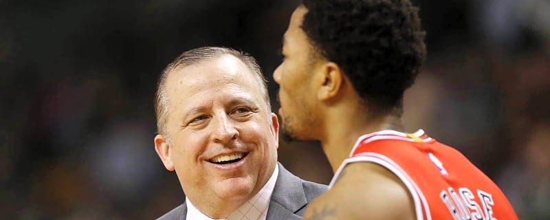 Derrick Rose even got Tom Thibodeau to laugh with Harvard joke during Bulls jersey retirement ceremony