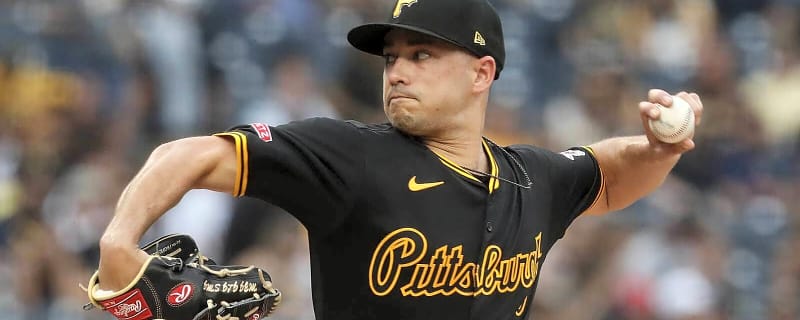 Padres add depth with ex-Mariners, Pirates pitcher