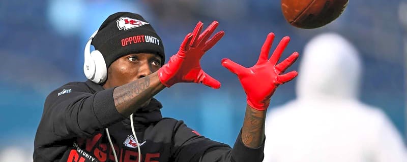 Hollywood Brown reveals why Eagles signing ‘made sense’