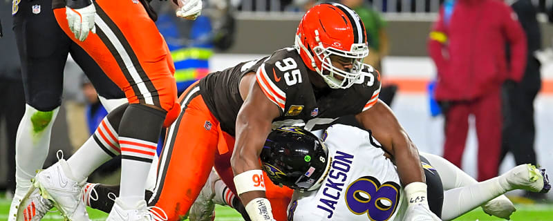 Browns’ Myles Garrett shatters Michael Strahan’s 5-game record with 3-sack day