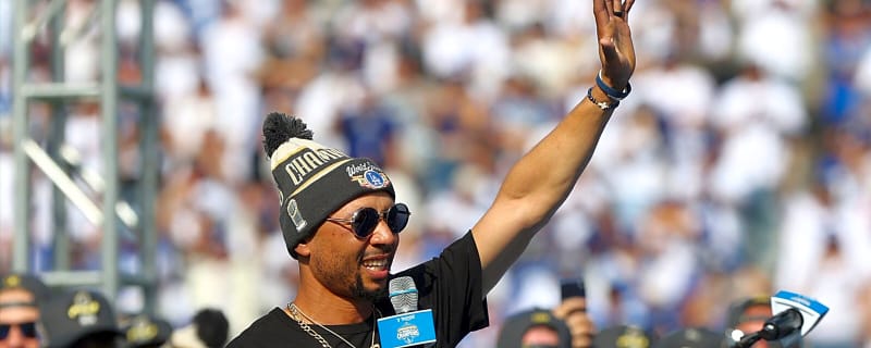 Dave Roberts confirms Mookie Betts staying as Dodgers’ shortstop in 2026