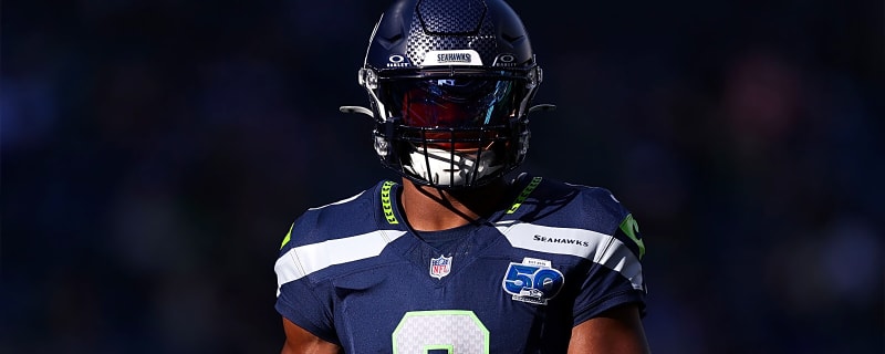 Kenneth Walker III lands on Seahawks’ injury report with glute injury
