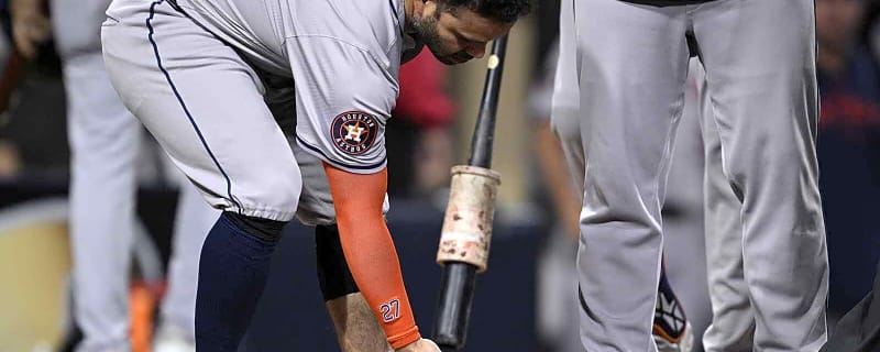 Astros manager provides Jose Altuve update after foot procedure