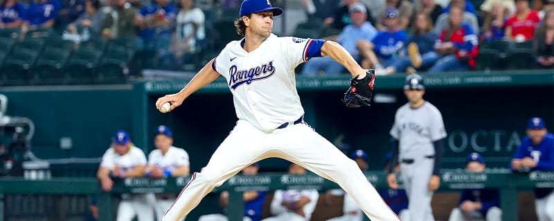 Rangers pitcher Jacob deGrom relives Derek Jeter MLB debut memory before losing Cam Schlittler duel