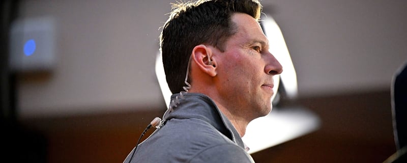 Ken Rosenthal praising Red Sox’s Craig Breslow for not ‘prospect hugging’